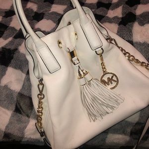 Michael Kors Hobo Purse in EUC.